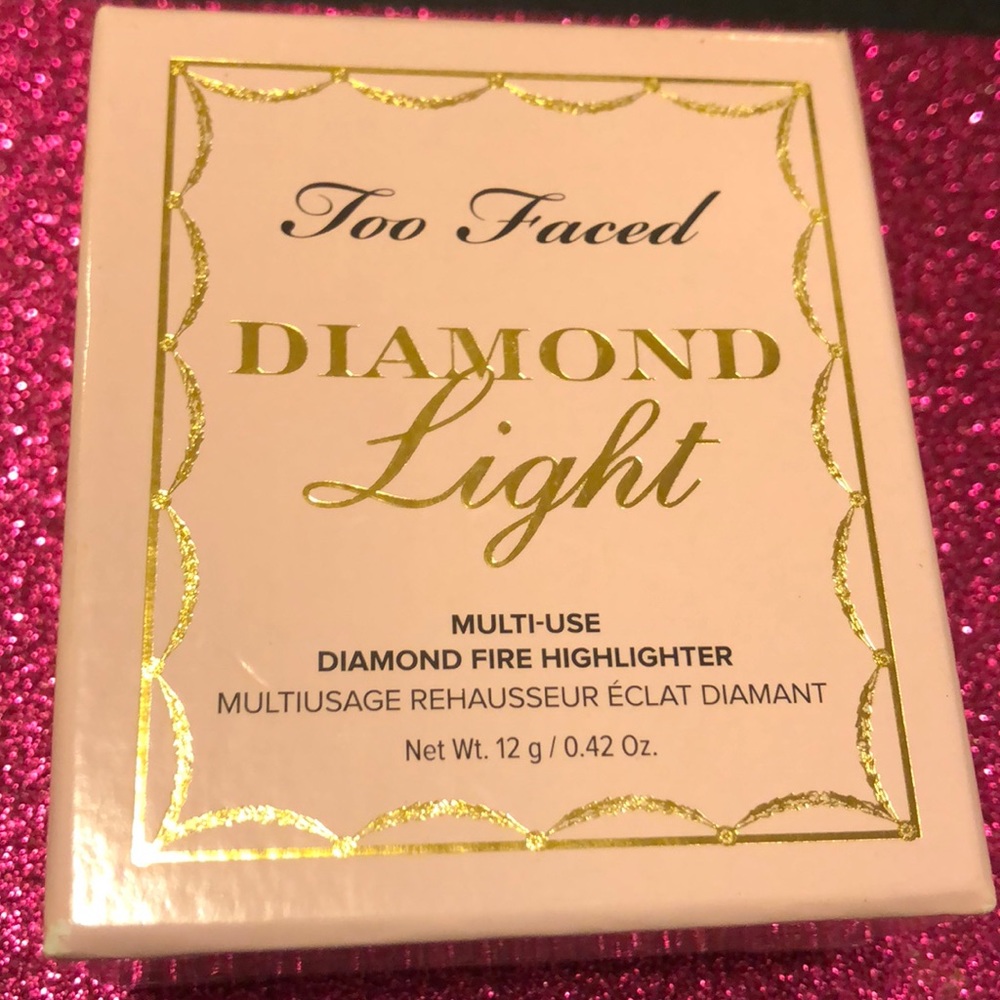 Too Faced Diamond light highlighter